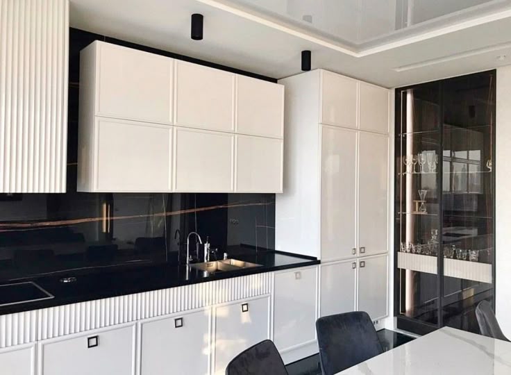 کابینت نئوکلاسیک پولیشی 1